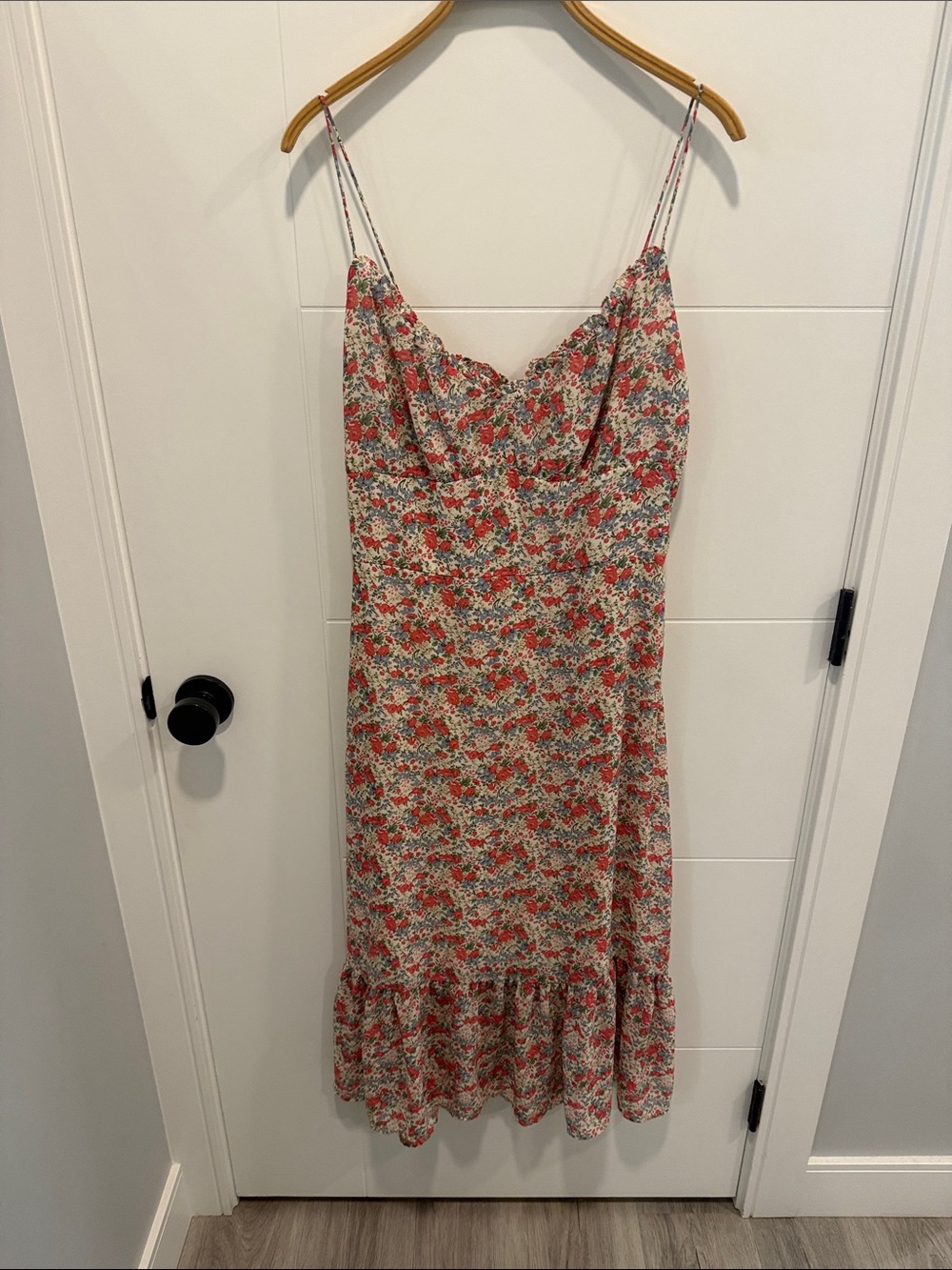 Dress Forum Cream Midi Dress with Red Floral Print size large